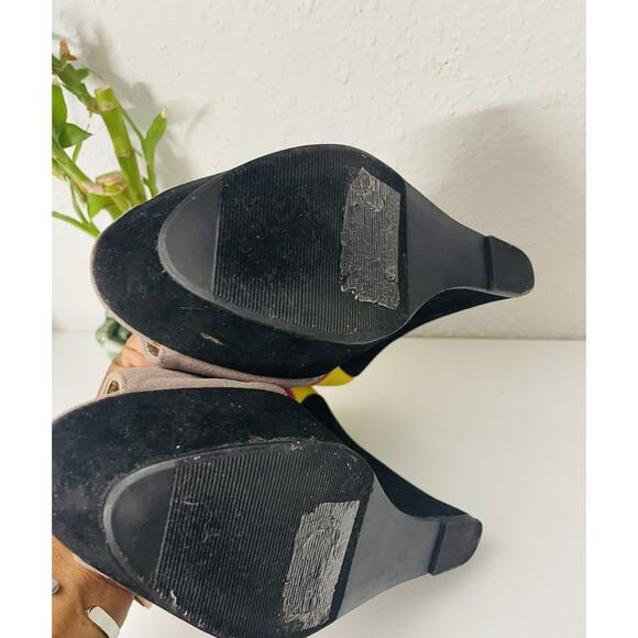 Pre-Owned Alba Color Black Yellow 5" High Heel Open Toe Wedges SZ 6 Disco - Picture 8 of 8